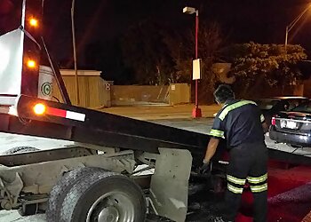 Aurora Towing Companies Chico's Towing Company