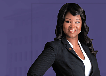 Christina A. McKinnon - McKINNON LEGAL Miramar Divorce Lawyers image 1
