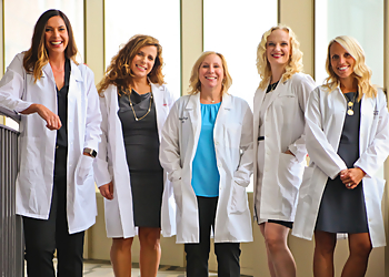 Elgin Gynecologists Christine Estes, MD, FACOG - MIDWEST CENTER FOR WOMEN'S HEALTHCARE