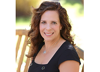 Christine Estes, MD, FACOG - MIDWEST CENTER FOR WOMEN'S HEALTHCARE Elgin Gynecologists image 1