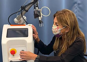 Torrance Plastic Surgeon Christine Petti, MD, FACS