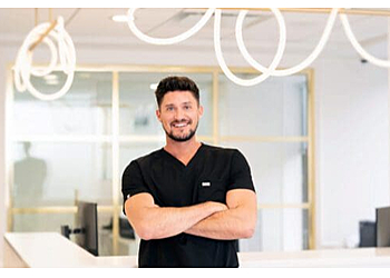 Washington Cosmetic Dentists Christopher Banks, DDS - DUPONT DENTAL