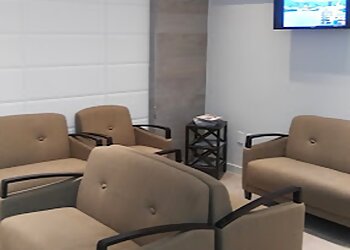 Hollywood Plastic Surgeon Christopher Brooks, MD - BROOKS PLASTIC SURGERY