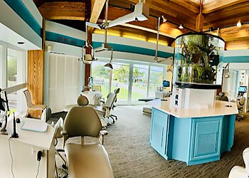 Fort Lauderdale Orthodontists Christopher Freeman, DMD - FREEMAN ORTHODONTICS