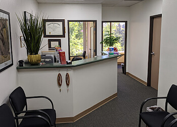 Christopher Salah - Simi Valley, CA Acupuncture