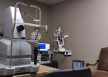 Midland Pediatric Optometrists Chuck Phillips, OD - PHILLIPS EYE CLINIC