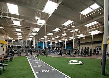 Fontana Gyms Chuze Fitness Fontana