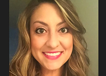 Cierra Morris, PT, DPT - VISTA PHYSICAL THERAPY DALLAS, CENTRAL Dallas Physical Therapists Cierra Morris, PT, DPT - VISTA PHYSICAL THERAPY DALLAS, CENTRAL