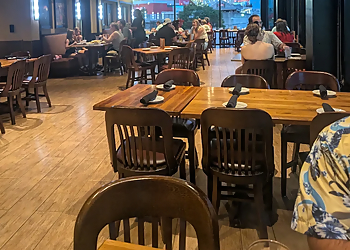 Cincinnati Lager House - Cincinnati, OH American Restaurants - Table Setup Image