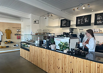 Circle Coffee Co - Topeka, KS Cafe - Restaurant Interior Image