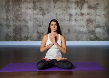 3 Best Yoga Studios in Dallas, TX - Expert Recommendations