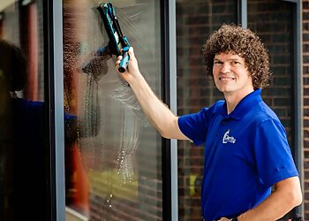 Lincoln Window Cleaners Clarity LLC.