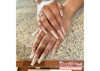 Tucson nail salon Classy Nails By Le