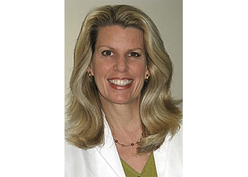 Portland dermatologist Claudia P. Taylor, MD, FAAD - DERMATOLOGY PROFESSIONALS