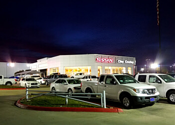 Dallas car dealership Clay Cooley Nissan