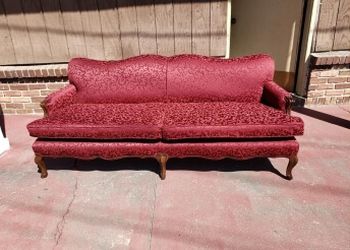 Clay's Upholstery and Refinishing Co