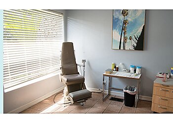 San Bernardino Podiatrists Clayton G Johnsen, DPM - PACIFIC COAST PODIATRY