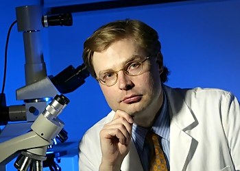 Clemens Esche, MD - PACIFIC DERMATOLOGY INSTITUTE Clemens Esche, MD - Moreno Valley, CA Dermatologists - Doctor Portrait Image