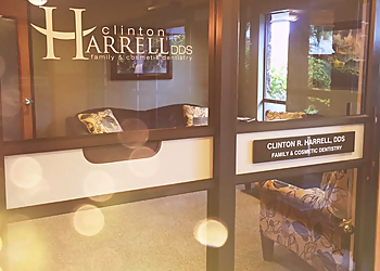 Vancouver Cosmetic Dentists Clinton R. Harrell, DDS