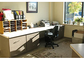Closets etc. - Providence, RI Custom Cabinets - Sample Image