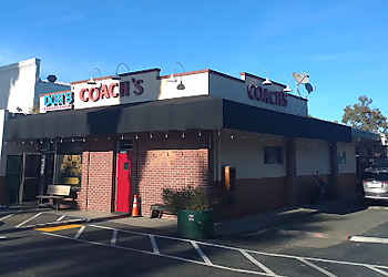 Fremont Sports Bars Coach's Sports Bar