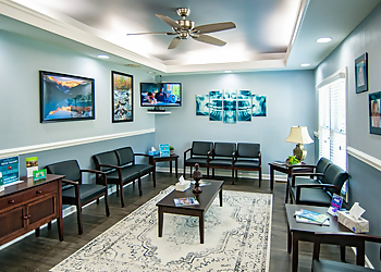 Columbia Dentists Collins Walker, DMD - FAMILY DENTAL HEALTH OF SPRING VALLEY