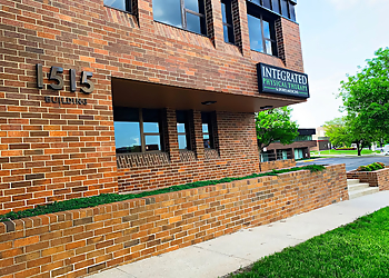Colton Bolinger, DPT - INTEGRATED PHYSICAL THERAPY AND SPORTS MEDICINE - Des Moines, IA Physical Therapists - Clinic Exterior Image