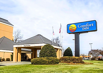 Comfort Inn Fayetteville Near Fort Bragg Fayetteville Hotels image 1