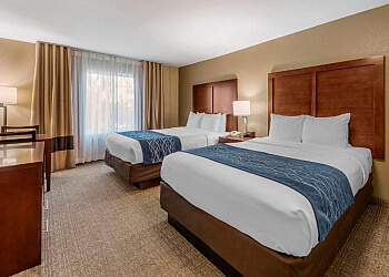 Comfort Inn & Suites Ventura Beach - Ventura, CA Hotels