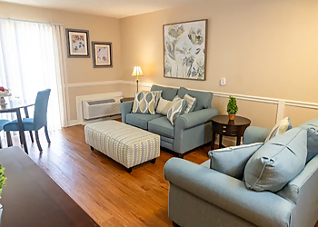 Norfolk Assisted Living Facilities Commonwealth Senior Living at Leigh Hall