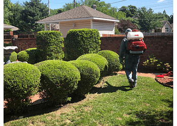 Broken Arrow Lawn Care Services Complete Lawn Care