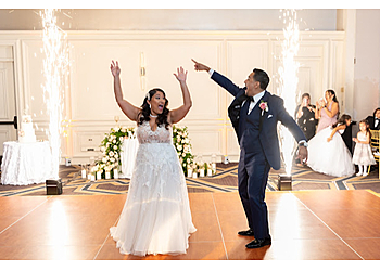 Hollywood Djs Complete Weddings + Events