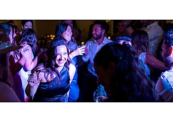 Omaha Djs Complete Weddings + Events