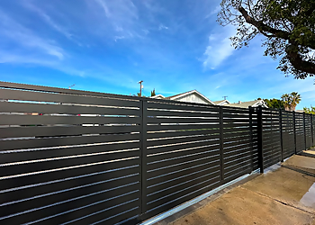 Thousand Oaks Fencing Contractors Conejo Valley Fencing Inc.