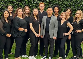 Elk Grove Cosmetic Dentists Connor Hung Le, DDS - LE DENTAL CARE