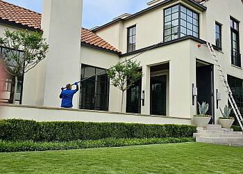 Dallas window cleaner Contact Window Cleaning