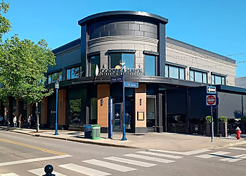 Columbus American Restaurants Cooper's Hawk Winery & Restaurant Columbus