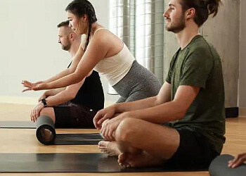 3 Best Yoga Studios In Huntington Beach, Ca - Expert Recommendations