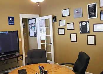 Salem Insurance Agents Corey Benson - FARMERS INSURANCE