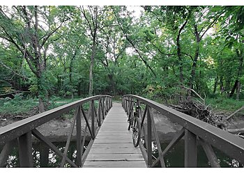 Corporate Woods Founders Park Overland Park Hiking Trails image 1