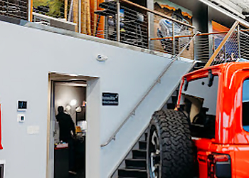 Cortese Chrysler Jeep Dodge RAM - Rochester, NY Car Dealerships - Business Interior Image