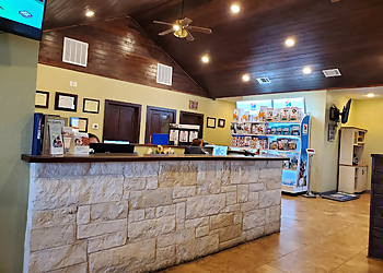 Waco Veterinary Clinics Cottonwood Creek Veterinary Hospital