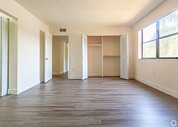 Hialeah Apartments For Rent Country Club Towers