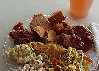 Lincoln Caterers Country Pines