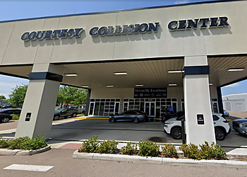 Tampa Auto Body Shops Courtesy Collision Centers