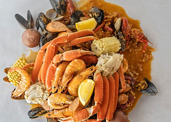 Crab House Cedar Rapids Seafood Restaurants image 1