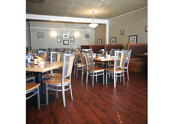 3 Best Seafood Restaurants In Hampton Va Threebestrated Crabtown Raw Bar Grille