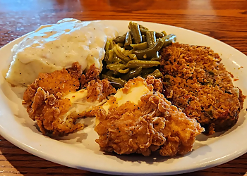 Cracker Barrel Old Country Store Lincoln Lincoln American Restaurants image 1