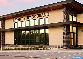 Garland Dentists Craig Baginski, DDS - DENTISTRY BY BRAND
