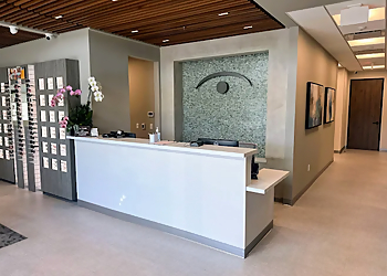 Craig J. Romero Helm, MD - Santa Clarita, CA Eye Doctors - Clinic Interior Image
